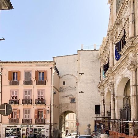 Su Meri Stampace - Luxury Apartment City Center Cagliari Ngoại thất bức ảnh